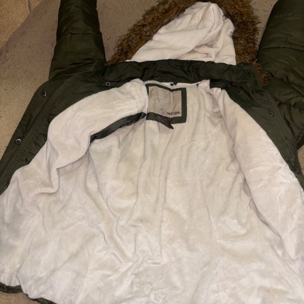 Puffer jacket - Picture 2 of 3